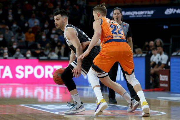 年轻球员的 年轻球员的