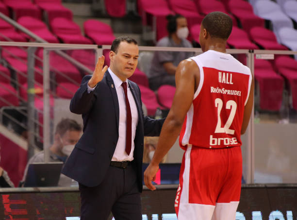 争议和信任 争议和信任