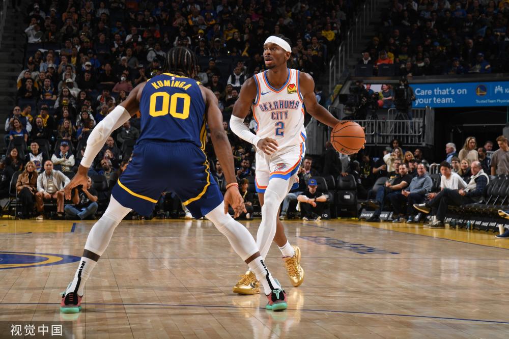 年球员与巨 年球员与巨